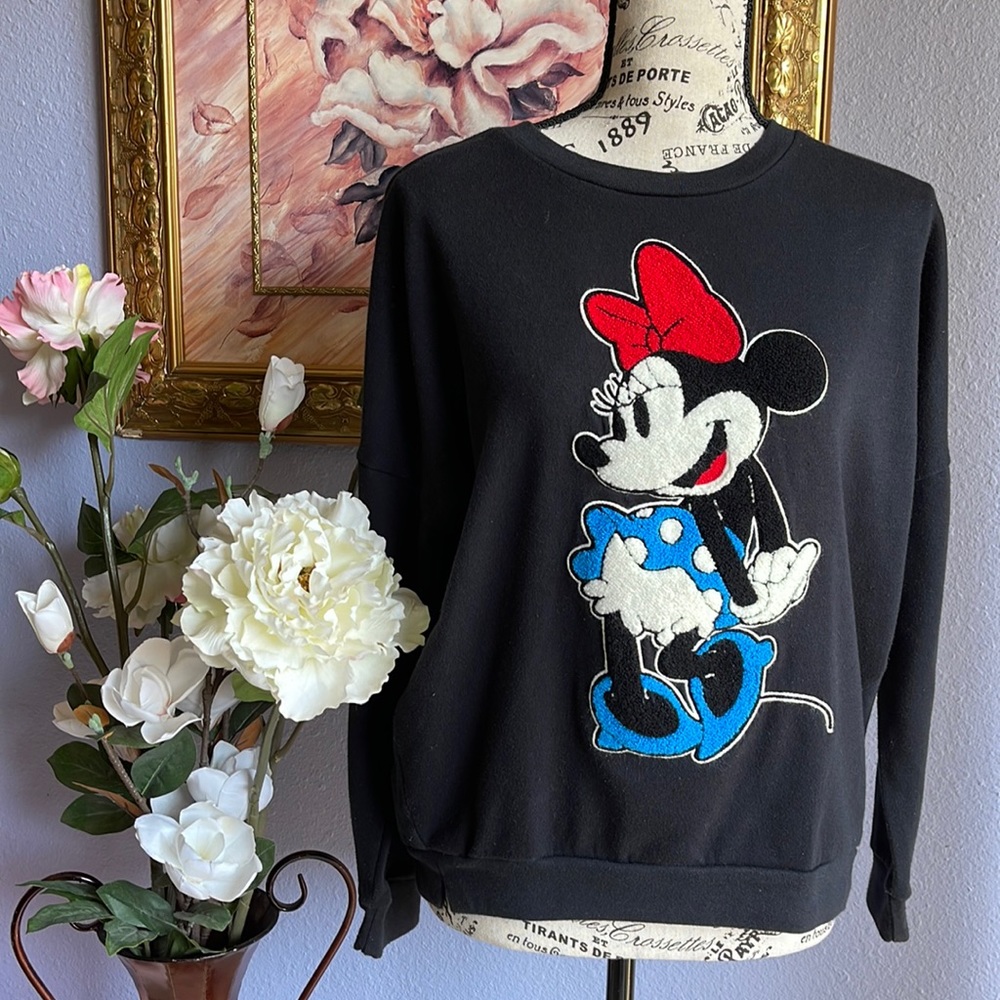 Disney sweatshirt